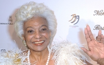 Nữ diễn viên Nichelle Nichols đóng 'Star Trek' qua đời