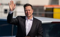Tỉ phú Elon Musk hỏi ý dân mạng có nên bán cổ phần Tesla