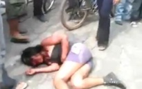 Guatemala: Một thiếu nữ 16 tuổi bị đám đông đánh đập, thiêu sống