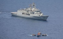 Báo Mỹ: Úc cân nhắc cho tàu áp sát đảo nhân tạo ở Trường Sa