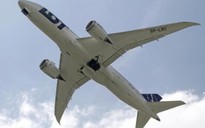 Máy bay Ba Lan hạ cánh khẩn cấp vì hành khách dọa có bom