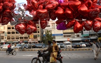 Một thành phố Pakistan cấm lễ tình nhân Valentine