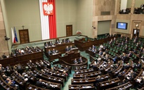 Ba Lan tăng hình phạt tội phạm ấu dâm lên 30 năm tù
