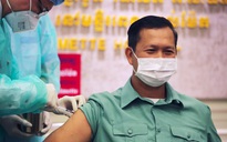 Campuchia bắt đầu tiêm vắc xin Covid-19 Trung Quốc, con trai ông Hun Sen tham gia đầu tiên
