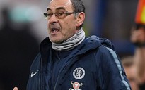 Chelsea ‘rối beng’, HLV Sarri thừa nhận có bất đồng