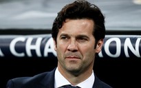 CĐV Real Madrid đòi sa thải cả HLV Santiago Solari và chủ tịch Florentino Perez