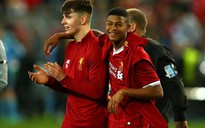 Liverpool 'phân thân' 2 ngày thi đấu 2 trận