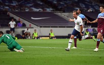 Harry Kane bảo vệ HLV Mourinho, đặt mục tiêu ghi 200 bàn ở Ngoại hạng Anh