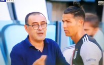 Cristiano Ronaldo không đếm xỉa tới lời chỉ đạo của HLV Maurizio Sarri