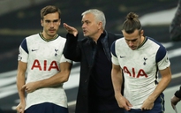 Ba bàn thua của Tottenham từ khi Gareth Bale vào sân, HLV Mourinho giải thích ra sao?
