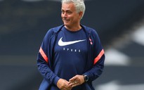 HLV Mourinho: ‘Kết quả là tất cả, Klopp không xứng đáng nhận HLV xuất sắc nhất’