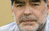 Vén màn bí mật: Huyền thoại Maradona có thể bị đầu độc bằng bia và cần sa