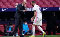 HLV Zidane ám chỉ trọng tài không cho Real Madrid hưởng quả phạt đền