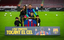 Cùng gia đình đón mừng kỷ lục, Messi chắc chắn sẽ ở lại Barcelona