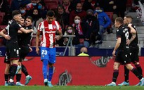 Thua sốc Levante, Atletico Madrid lâm nguy ở La Liga