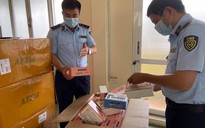 Phá kho thuốc lá điện tử lậu 'khủng' tại Hà Nội