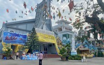 Xóm đạo lớn nhất Sài Gòn vẫn buồn trước Giáng sinh: Cầu nguyện, nhớ những người mất vì Covid-19