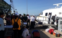 Chuyến tàu cuối năm đưa người dân về đảo Phú Quý đón tết an toàn