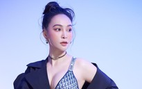 ‘Hoa hậu bolero’ Trần Mỹ Ngọc gây bất ngờ với hình ảnh táo bạo