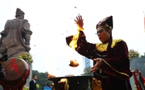 Chủ tịch Hà Nội Nguyễn Đức Chung dâng hương lễ hội gò Đống Đa