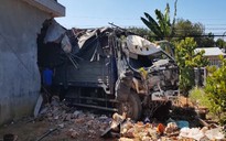 Bình Phước: 5 người may mắn thoát nạn khi xe tải tông thẳng vào nhà