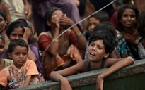 Bọn buôn người lập trại trên biển giam di dân Rohingya