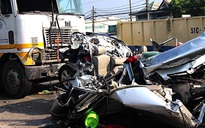 Xe container tông nát ô tô: Phó Thủ tướng Nguyễn Xuân Phúc đề nghị khởi tố vụ án