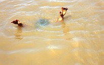 Buổi đi chơi bi đát, 2 học sinh chết đuối ở sông Rù Rì