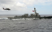 Chiến hạm Mỹ 'vây' Trung Quốc ở Trường Sa