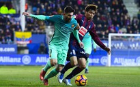 Vòng cuối La Liga 2016-2017: Barca tứ bề thọ địch