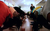 Giới trẻ châu Phi hào hứng với yoga