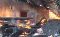 Cháy lớn tại xưởng gỗ ở Biên Hòa