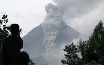 Bali 'nín thở' chờ núi lửa phun