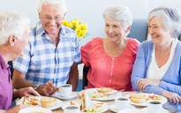 Đâu là chế độ ăn uống tốt nhất cho người cao tuổi?