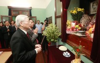 Lãnh đạo Đảng và Nhà nước dâng hương tưởng niệm Chủ tịch Hồ Chí Minh