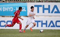 V-League 2019: Minh Vương, Văn Toàn thi nhau lập công, HAGL sáng cửa... trụ hạng