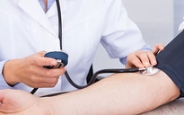 Người lớn tuổi có nên uống thuốc hạ huyết áp?