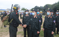 Bộ Công an điều 300 cảnh sát cơ động tới Bắc Giang chống dịch