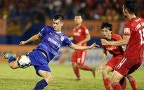 Cầu thủ Việt bắt đầu… nhớ nhung sân cỏ