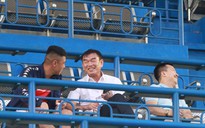 Chưa chốt hợp đồng với Becamex Bình Dương, HLV Phan Thanh Hùng làm điều đặc biệt trên sân Gò Đậu