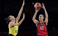 Thắng dễ Úc, tuyển bóng rổ nữ Mỹ tiến gần đến HCV Olympic 7 kỳ liên tiếp