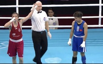 Thu Nhi dừng bước ngay vòng 1 giải boxing vô địch thế giới