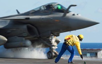 Trên tàu sân bay Pháp tham gia tấn công quân IS ở Trung Đông