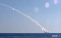 Xem tàu ngầm Kilo Nga lần đầu phóng tên lửa Klub diệt IS