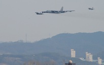 Xem video clip B-52 Mỹ bay cực thấp răn đe Triều Tiên