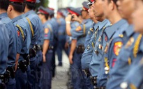 Cảnh sát Philippines bị cấm ngoáy mũi, chụp ảnh tự sướng