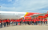 Thí sinh Hoa hậu Hoàn vũ Việt Nam 2017 bay Vietjet, đọ sắc đẹp tại Nha Trang