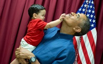 10 khoảnh khắc đáng yêu của Tổng thống Obama với trẻ em