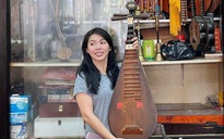 Cô gái người Hoa thích kể chuyện về Chợ Lớn