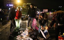 Người Đà Nẵng chung tay dọn rác sau lễ hội đón Tết Dương lịch 2019